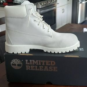 Boys Timberland boots limited release size 7
